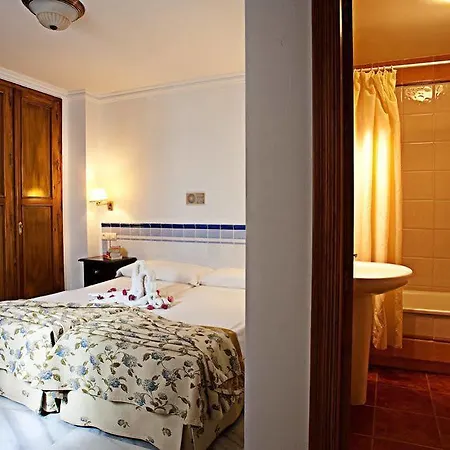 Guest house Boutique Plaza Cantarero 4*
