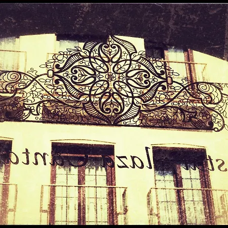Boutique Plaza Cantarero 招待所 内尔哈