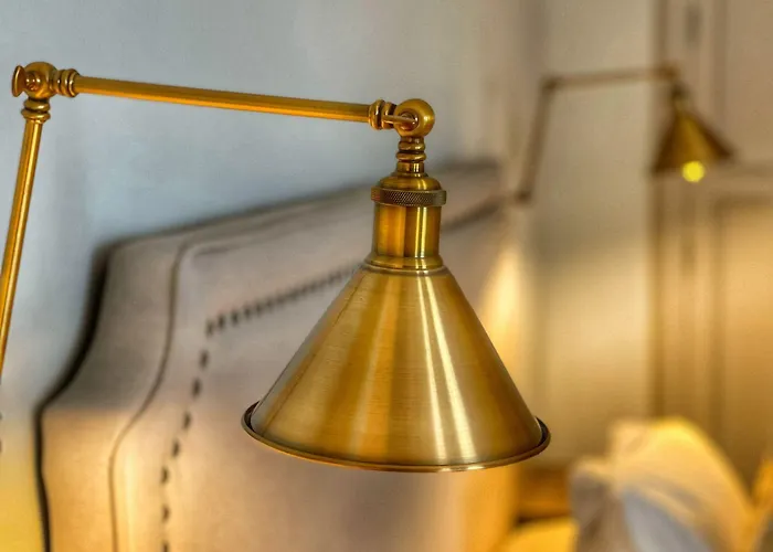 Boutique Plaza Cantarero 2* 内尔哈