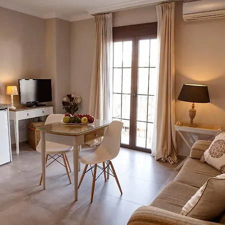 Boutique Plaza Cantarero בית הארחה