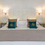 Boutique Plaza Cantarero Nerja