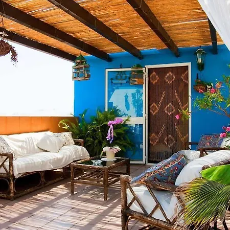 Casa de hóspedes Boutique Plaza Cantarero 2*